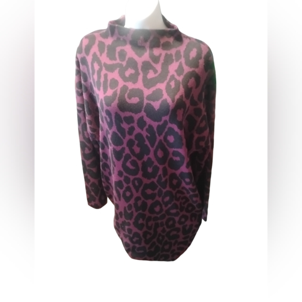 Terra & Sky Burgundy and Black Patterned Top